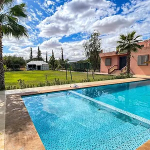 https://ferme-de-vacances-avec-une-grande-villa-a-marrakech.marrakeshhotelsmorocco.com