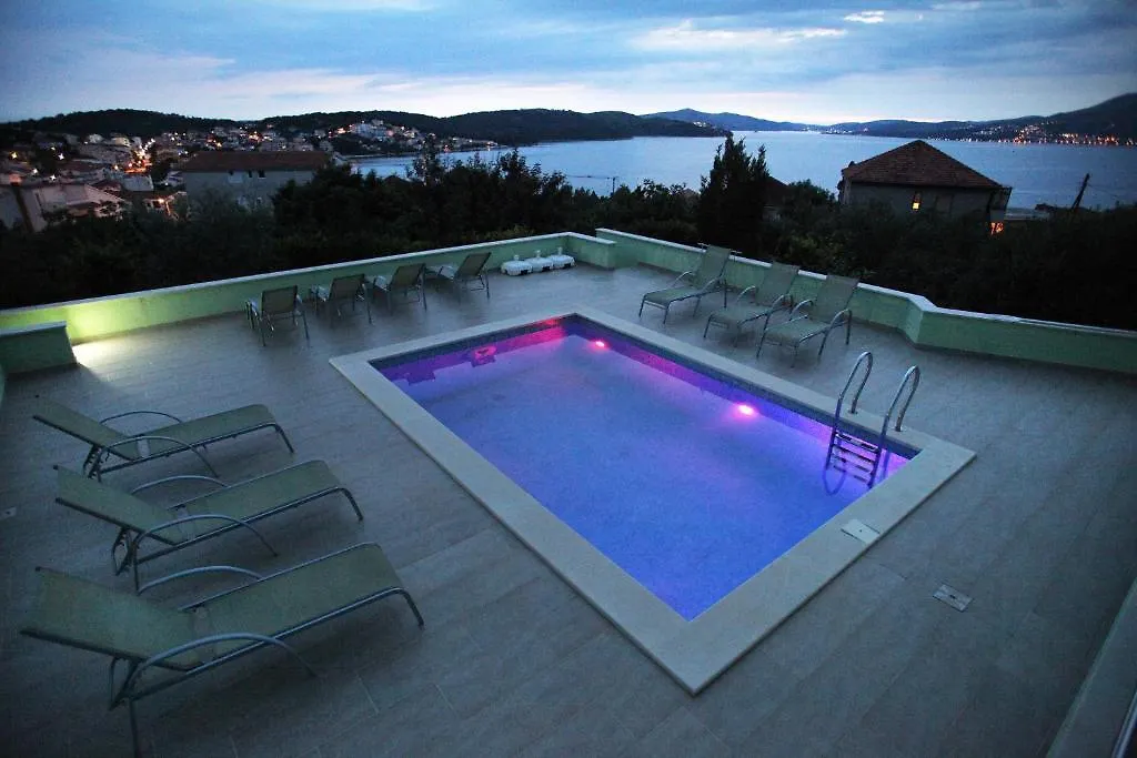 Apartments Delta Trogir Kroatië